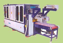 Thermoforming Machine with Inline Cutting & Stacking